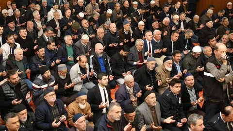 Düzce’de Şehit Polisler İçin Mevlit Okutuldu