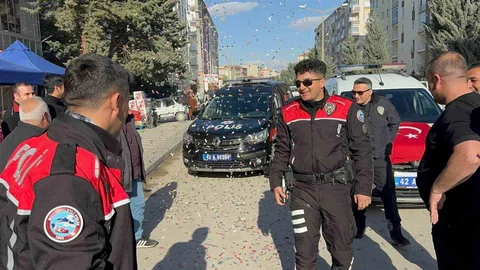 Konya'da Polisler Sürprizle Karşılaştı