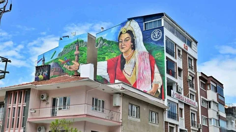 Manisa'nın Sokakları Sanatla Dolu Hale Geliyor