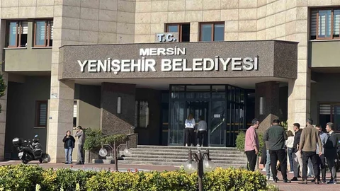 Mersin'de Yenişehir Belediyesi Operasyonu
