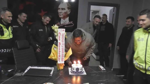 Polisle Eğlenceli Kutlama Zonguldak'ta