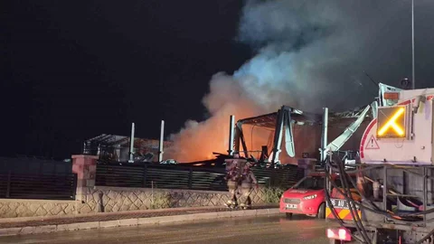 Ankara'da Fabrika Yangını