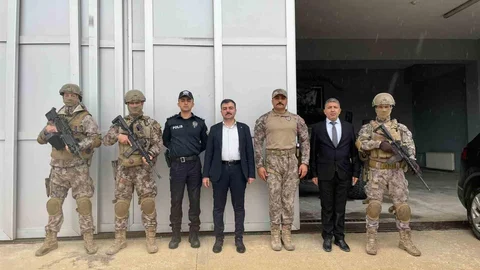 Diyarbakır'da Kaymakam Atış Emniyet Personeliyle Buluştu