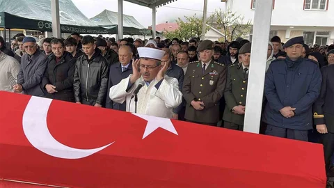 Deniz Astsubay Çavuş Aziz Bakıcı'ya Veda Edildi