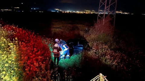 Kırıkhan'da Otomobil Tarlaya Uçtu