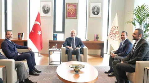 Bakan Ersoy'dan Görkem Sevindik'e Destek Mesajı
