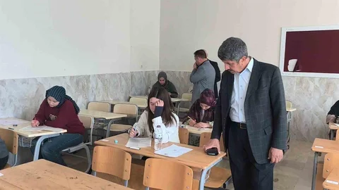 Mersin'de Umre Ödüllü Bilgi Yarışması