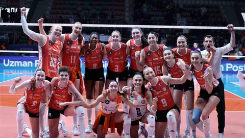 Eczacıbaşı Dynavit Sultanlar Ligi'ni 3. Sırada Tamamladı