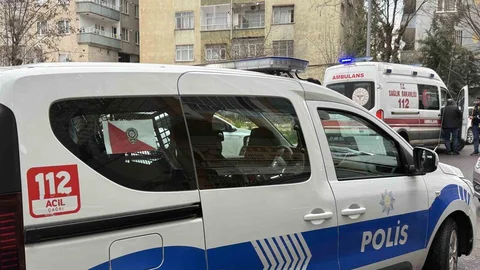 Emekli Polis Evinde Ölü Bulundu