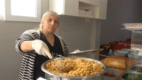 Hatay'da Nohut Dürüm Rüzgarı Esti