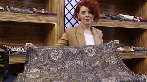 Anadolu'nun Sembolleri Eşarplarda Hayat Buluyor