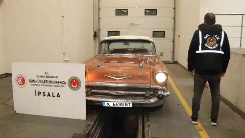 Gümrükler 233 Kaçak Araç Ele Geçirdi