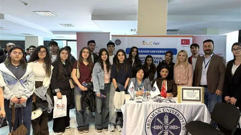 Ardahan Üniversitesi Azerbaycan’da Tanıtıldı