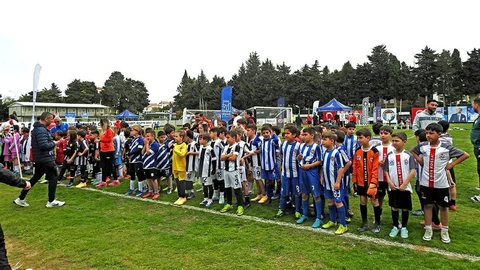 Çeşme'de Futbol Festivali Heyecanı