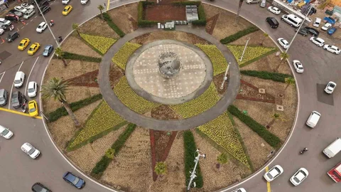 İzmir’de 9 Eylül Meydanı Yenilendi