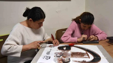 Beyza, Gaziantep'te Filografi Sanatıyla Hayata Tutunuyor