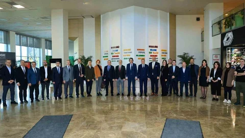 Bursa'da Üniversite-Sanayi İş Birliği Ziyareti