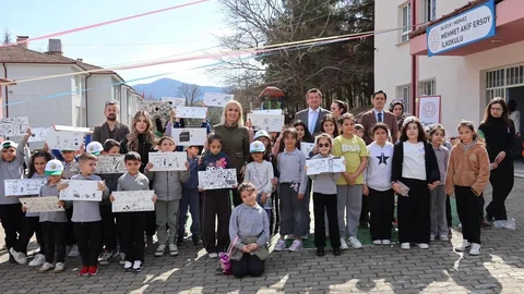 Bilecik'te Öğrenciler Hayallerini Seramikte Yansıttı