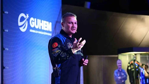 Türkiye'nin İlk Astronotu Bursa'da Konuştu