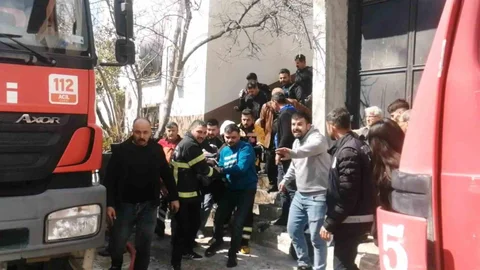 Tokat'ta Yangın Anında Komşusunu Kurtarmaya Çalıştı