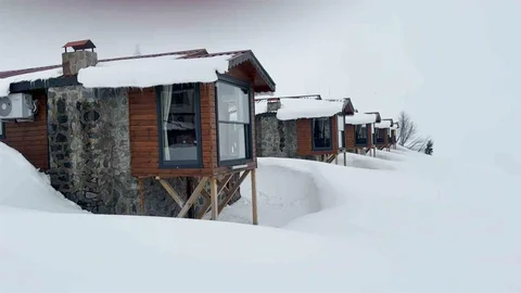 Handüzü Yaylası'nda Kar Manzarası