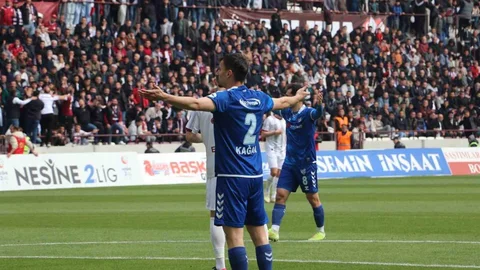 Elazığspor, Erbaaspor'u Yendi