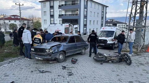Kastamonu'da Otomobil-Motosiklet Çarpışması