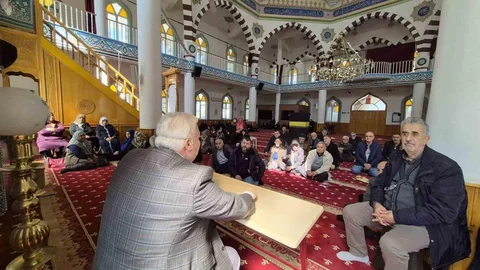 Efeler'de Hacı Adaylarına Eğitim Semineri