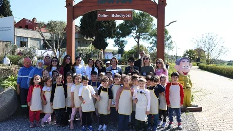 Didim’de Çocuklar Tarımı Öğreniyor