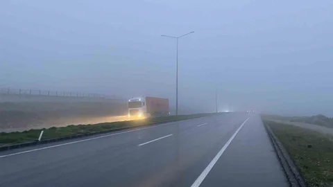 Iğdır'da Pamuk Geçidi'nde Sis Etkili Oldu