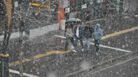 Kars’ta Kar Yağışı ve Tipi Etkili Oldu