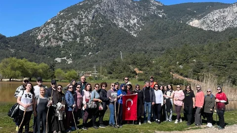 Manisa'da Doğaseverler Yürüyüşte Buluştu