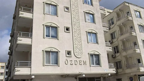 Gercüş'te Genç Öğretmen Ölü Bulundu