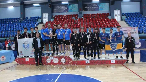 Trabzon Kızlarda, Muğla Erkeklerde Birinci Oldu