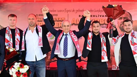 Ali Gürbüz'e Kepez'de Coşkulu Karşılama