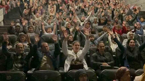 Dörtyol'da Öğrenciler Sinemayla Buluştu