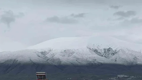 Iğdır Ovası Beyaza Büründü