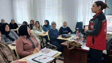 Kırklareli'nde Koruyucu Aile Eğitimi