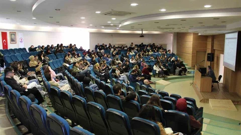 Samsun'da Kütüphane Eğitimi Verildi