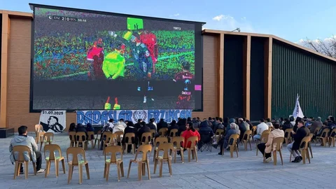 Erzincan'dan Erzurumspor'a Destek Şov