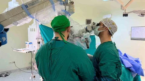 Ağrı'da Üç Beyin Tümörü Ameliyatı Başarıyla Gerçekleşti