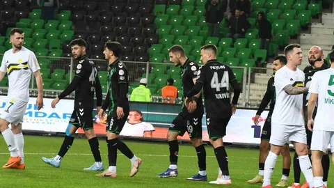 Sakaryaspor, Esenler Erokspor'a Yenildi