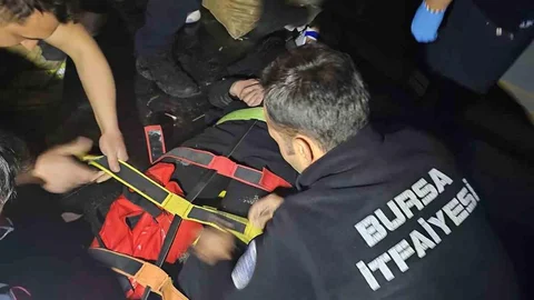 Bursa'da Asansör Boşluğuna Düşen Genç Yaralandı