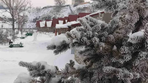 Ardahan'da Dondurucu Soğuklar Hava Durumunu Etkiledi