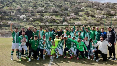 Kayseri Şekerspor Şampiyonluk Kupasını Aldı