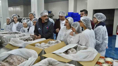 Geleceğin Balıkçıları İzmir'de Yetişiyor