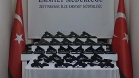 İstanbul'da Kaçak Silah Operasyonu