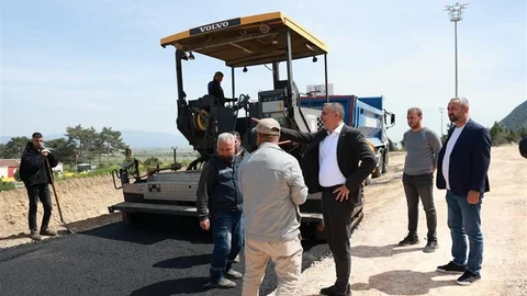 Hamalın Kırı Piknik Alanına Yeni Yol Yapıldı