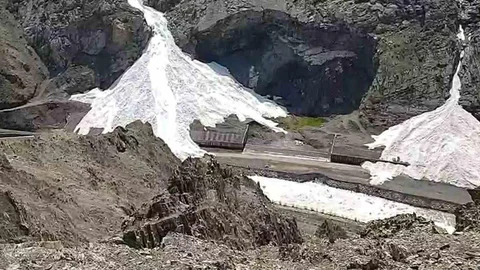 Hakkari Sümbül Dağı'nda Çığ Düştü