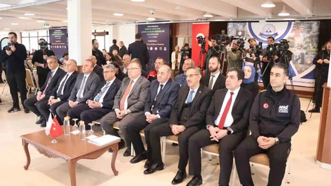 Kayseri'de Günlük Çöp Üretimi 666 Gram